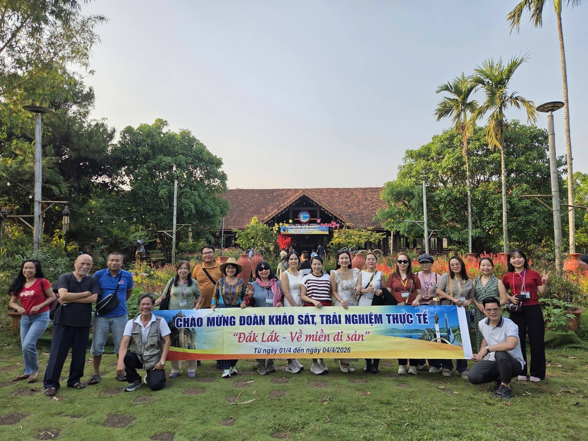 Đoàn khảo sát, trải nghiệm thực tế